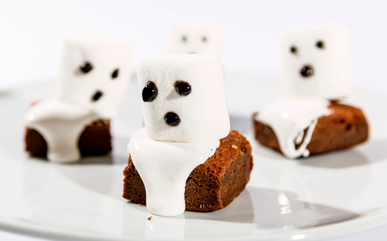 marshmallow ghost brownies